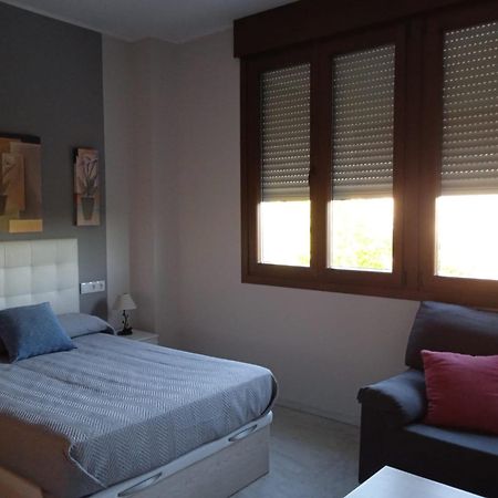 Fibes Lux Sevilla Este. Exteriör bild