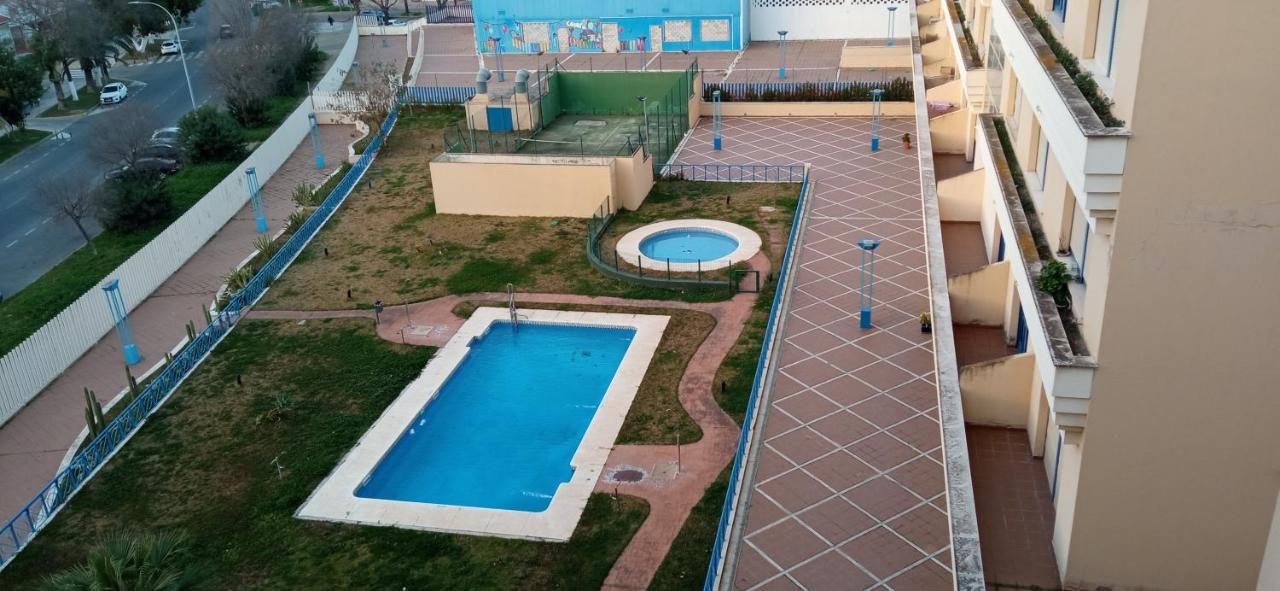 Fibes Lux Sevilla Este. Exteriör bild