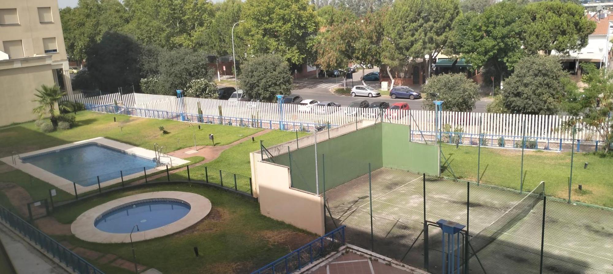 Fibes Lux Sevilla Este. Exteriör bild